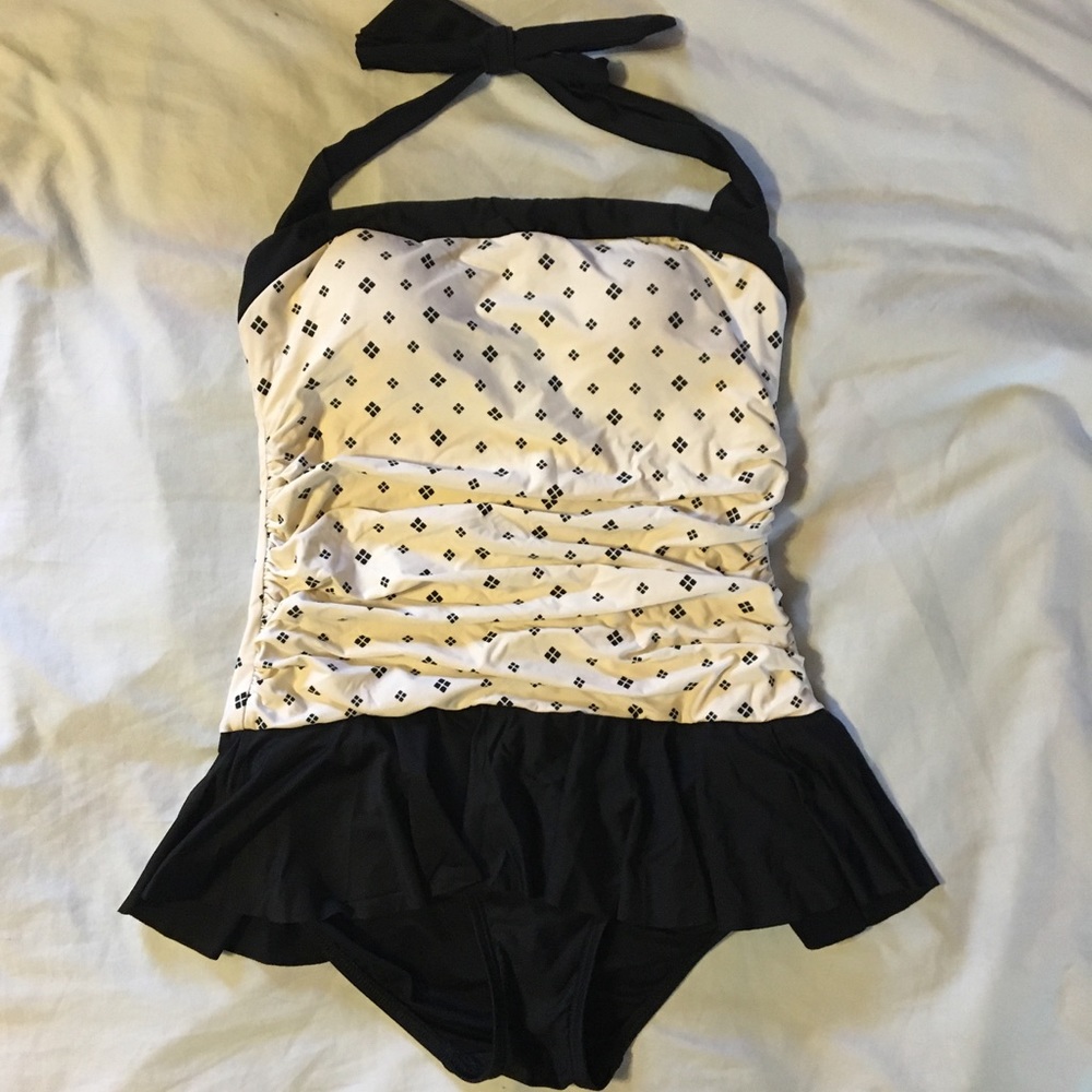 Skirted One-Piece Bathing Suit
